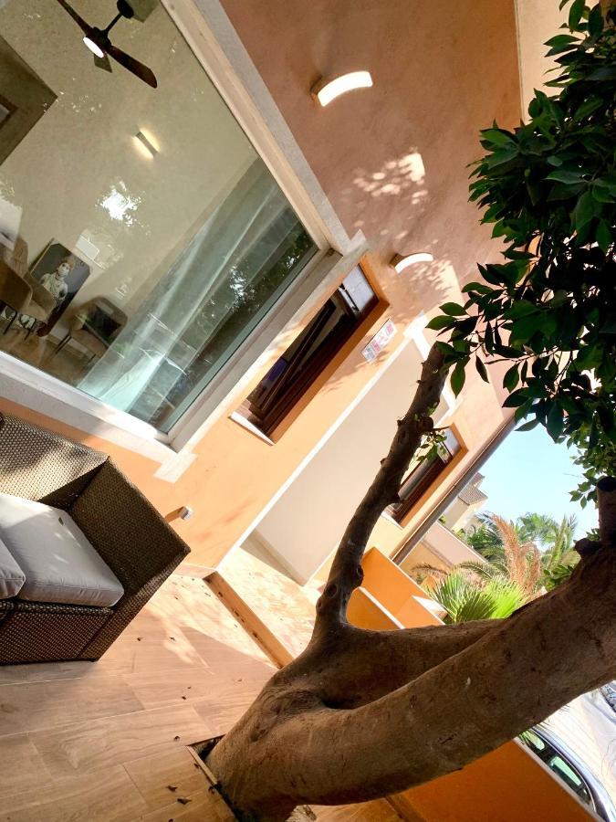 Casa Playa: Spacious 12-Person Retreat with Pool and Beachside Comfort Roquetas de Mar Exterior photo